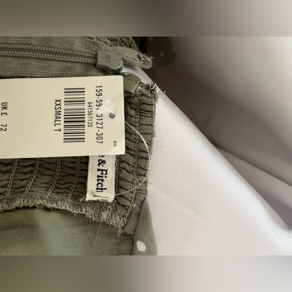 New with tags Abercrombie dress - Picture 3 of 3